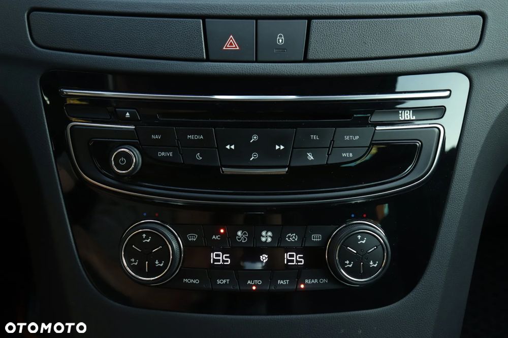 Peugeot 508 RXH BlueHDi 180 EAT6 Stop&Start - 32