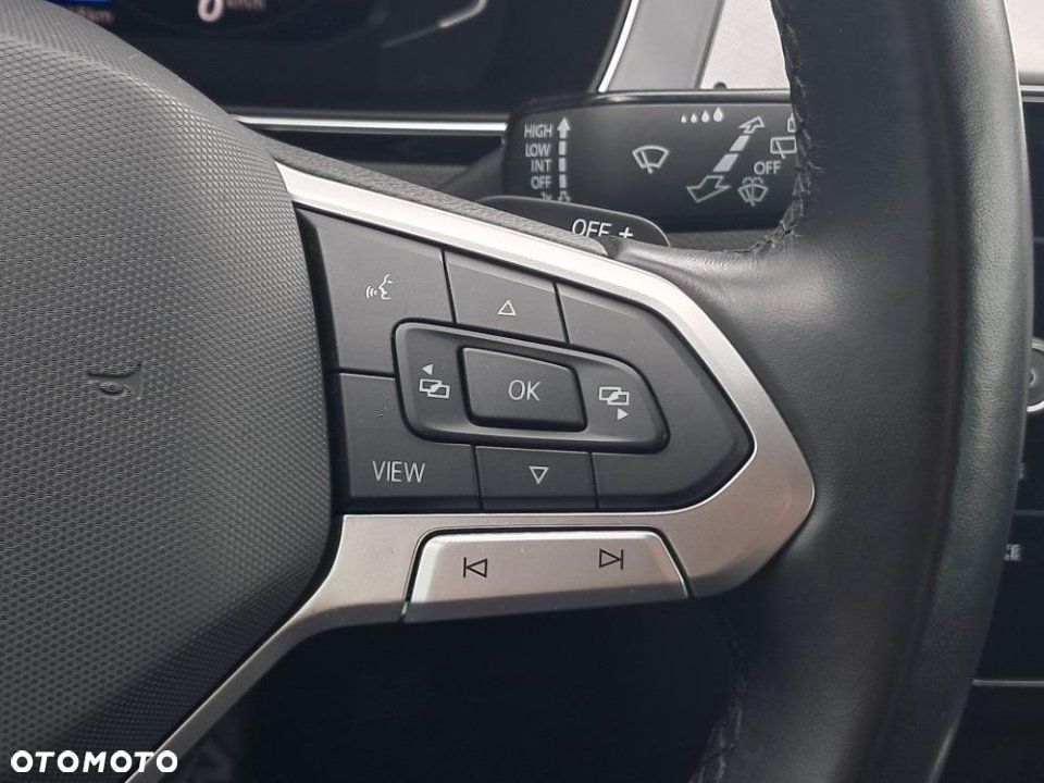 Volkswagen Passat - 26