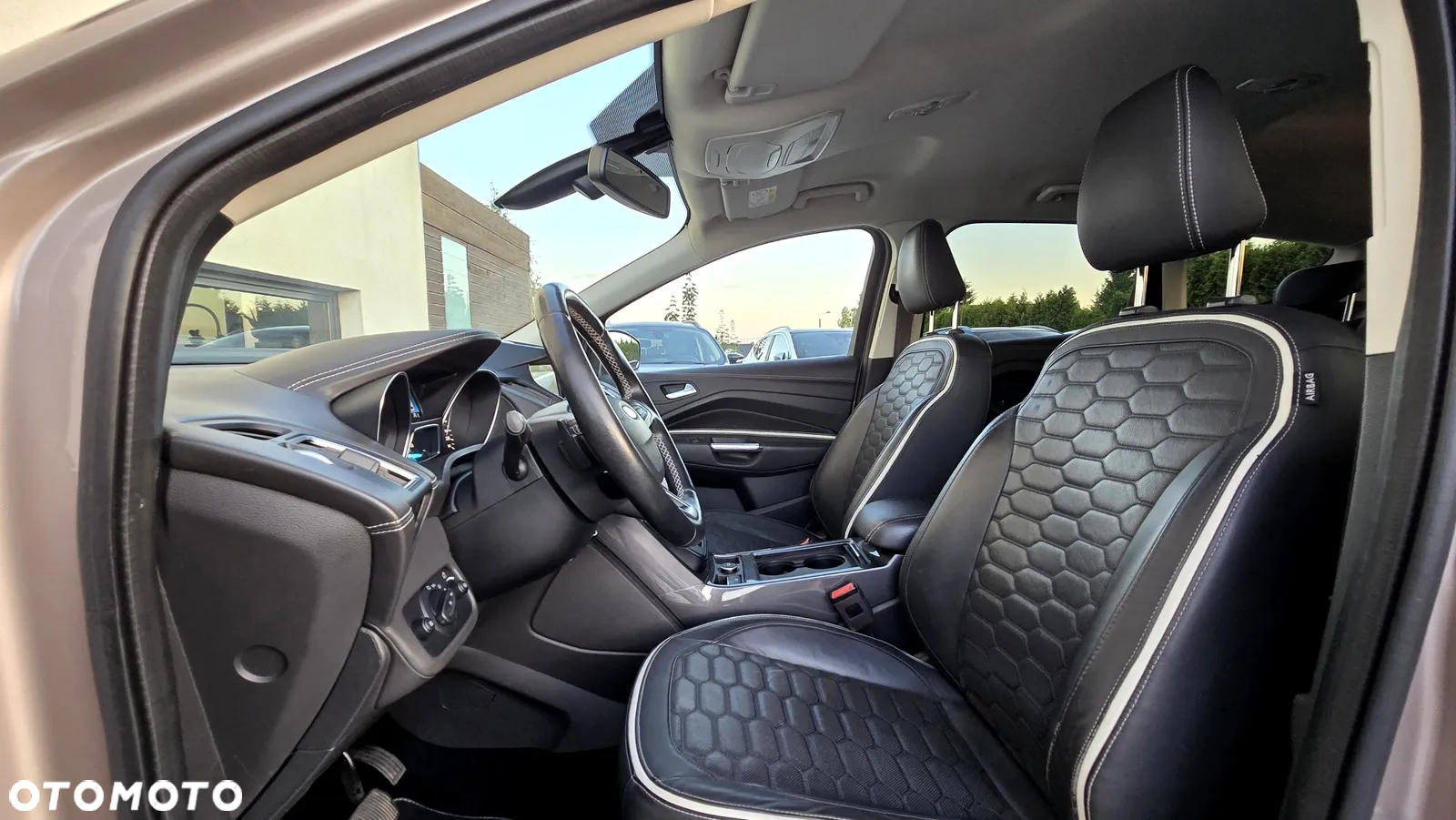 Ford Kuga Vignale 2.0 TDCi AWD - 19