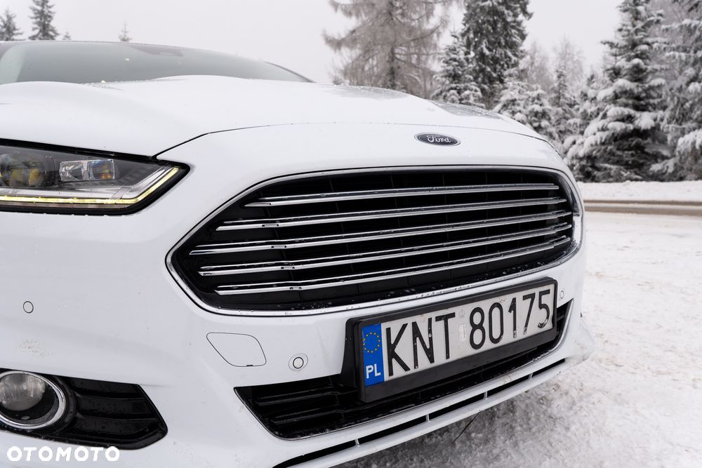 Ford Mondeo 2.0 TDCi Titanium PowerShift - 11