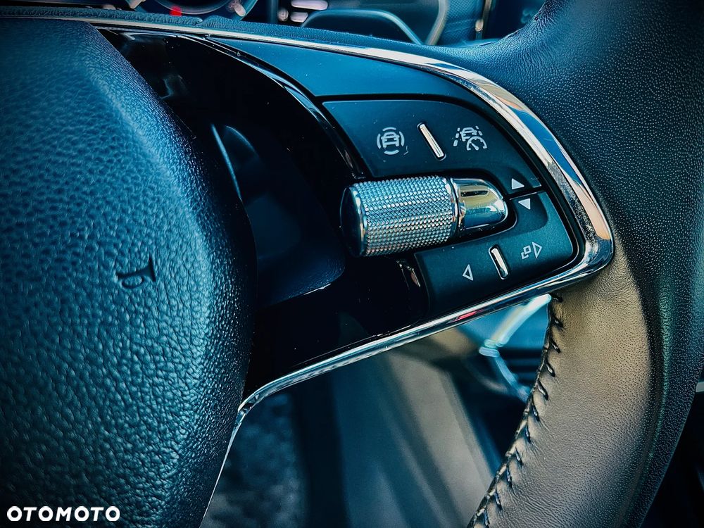 Skoda Octavia 1.5 TSI e-TEC DSG Style - 23