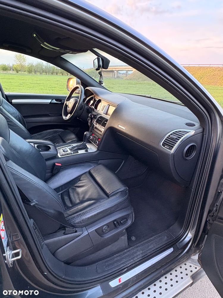 Audi Q7 3.0 TDI DPF Quattro Tiptronic - 9