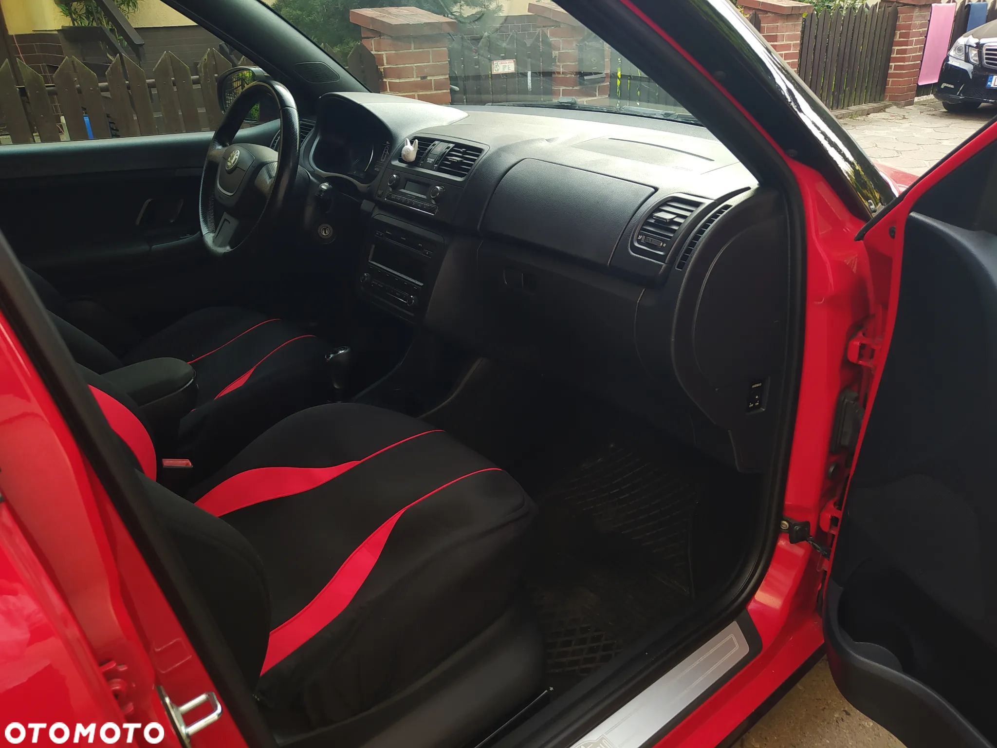 Skoda Fabia 1.2 TSI Monte Carlo - 9