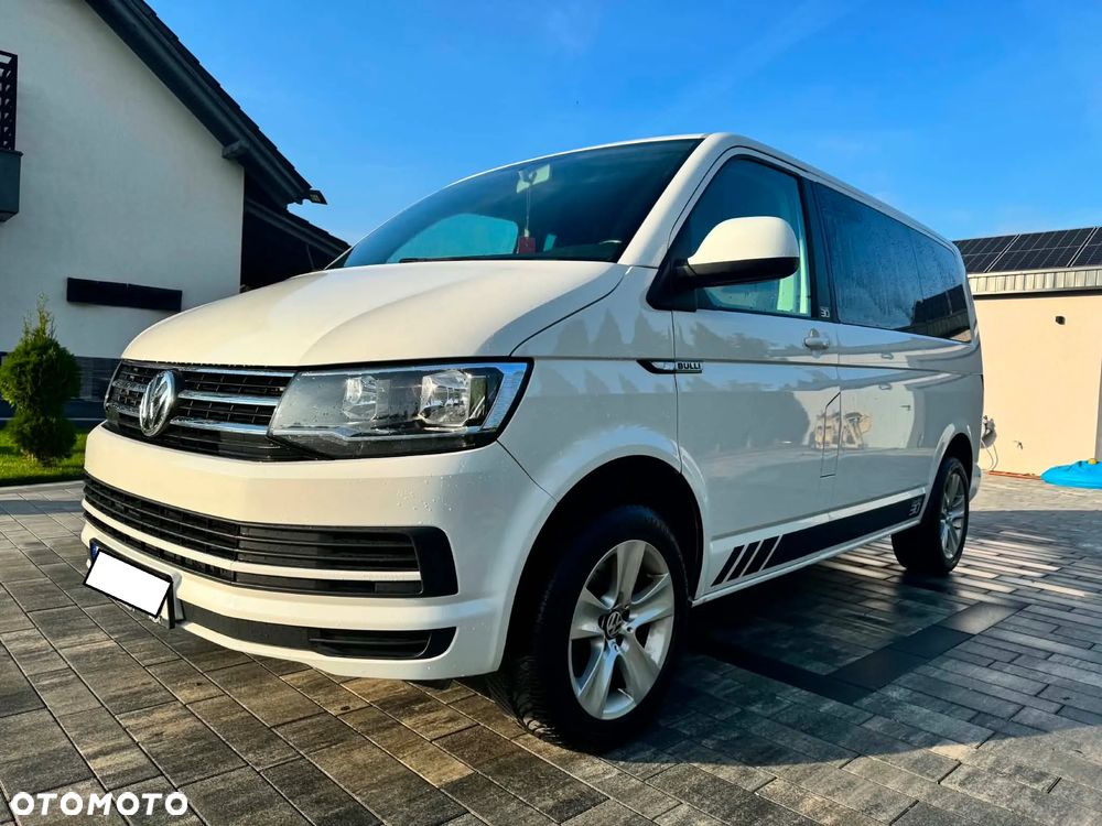 Volkswagen Caravelle 2017 photo 2