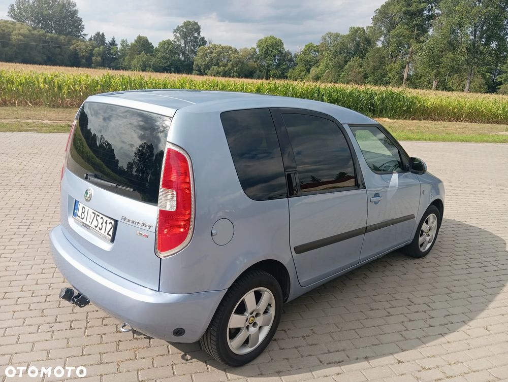 Skoda Roomster 1.6 16V Scout PLUS EDITION - 4
