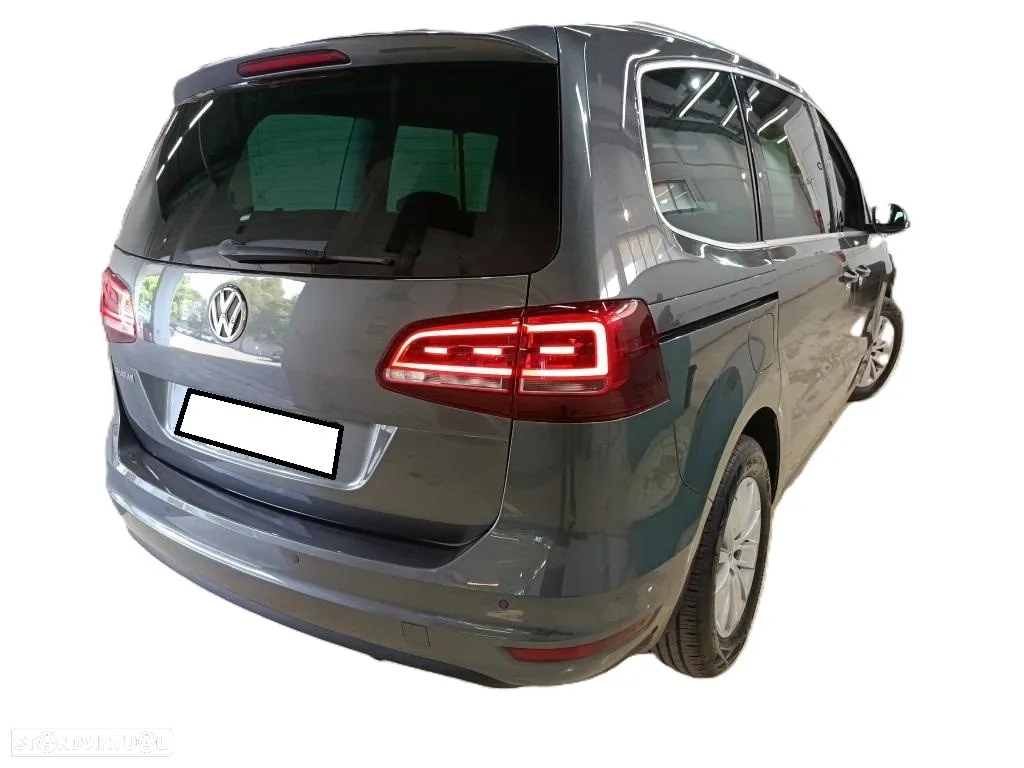 VW Sharan 2.0 TDI Confortline DSG - 2