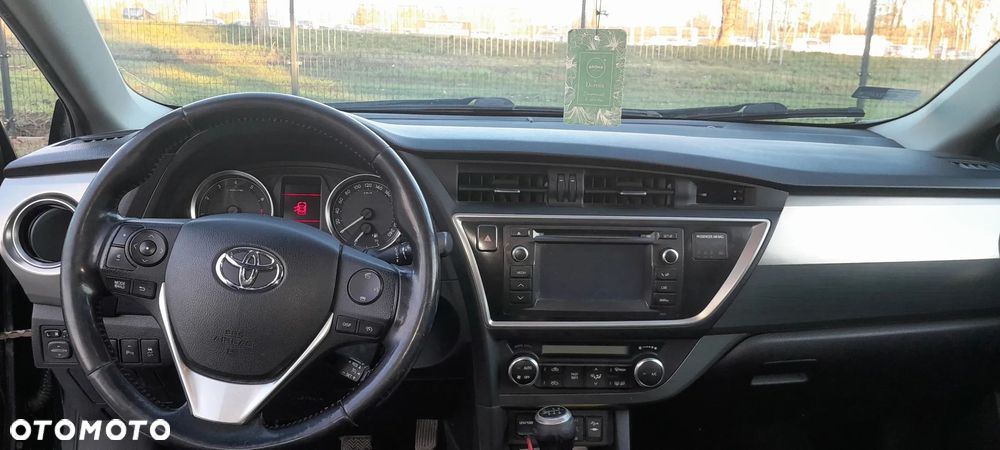 Toyota Auris 1.6 Valvematic Comfort - 6