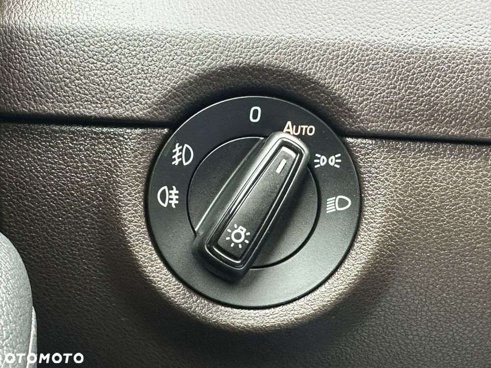 Skoda Octavia 2.0 TDI 4x4 DSG Scout - 29
