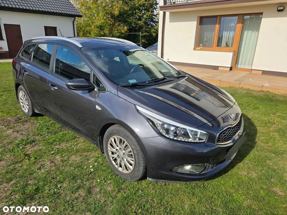 Kia Ceed - 1