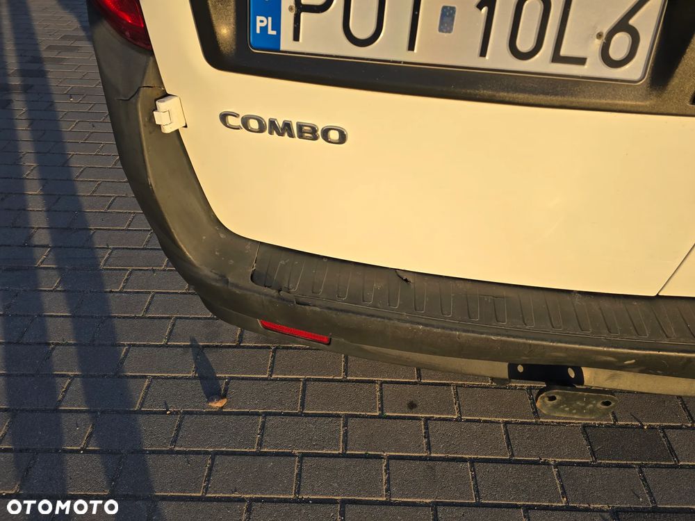 Opel COMBO - 12