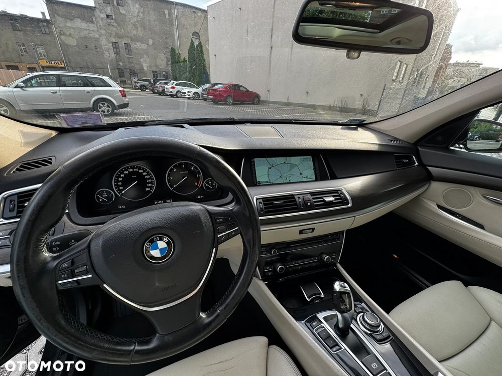 BMW 5GT 520d - 15