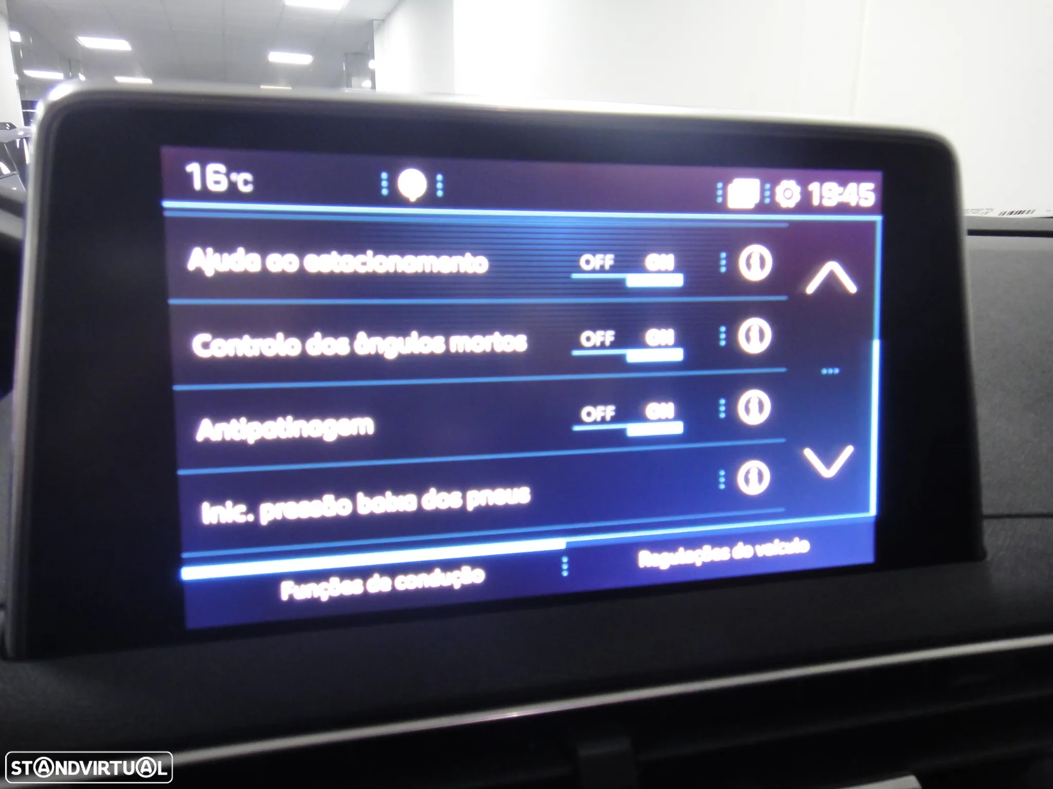 Peugeot 3008 1.2 PureTech Allure EAT8 - 25