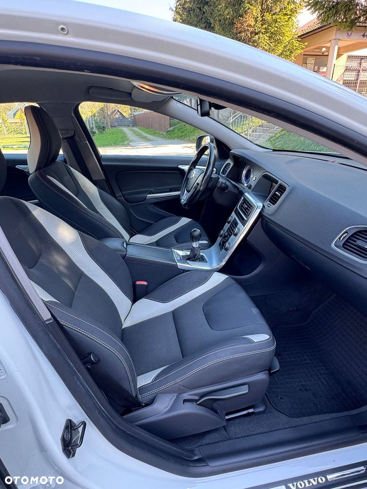 Volvo S60 DRIVe RDesign - 23