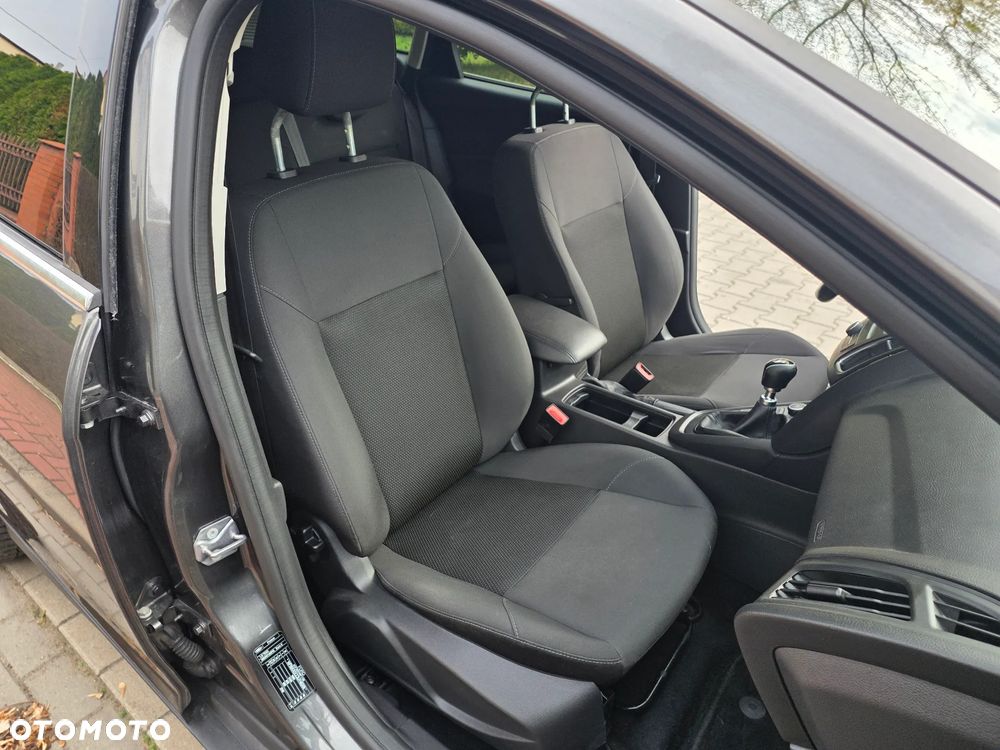 Ford Focus 1.5 EcoBlue STart-Stopp-System TITANIUM - 19