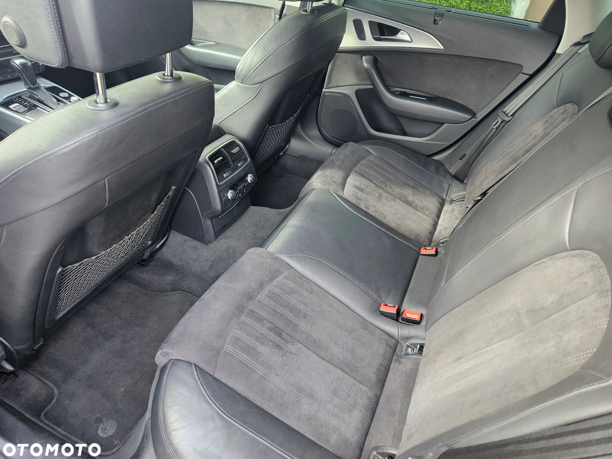 Audi A6 Avant 2.0 TDI Ultra S tronic - 14
