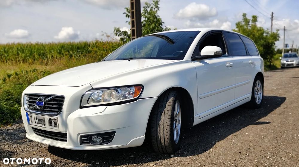Volvo V50