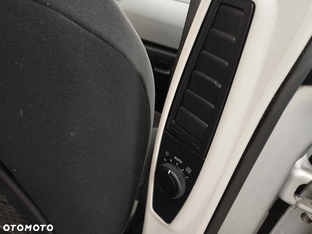 Citroën C4 Picasso 2.0 HDi Exclusive - 16