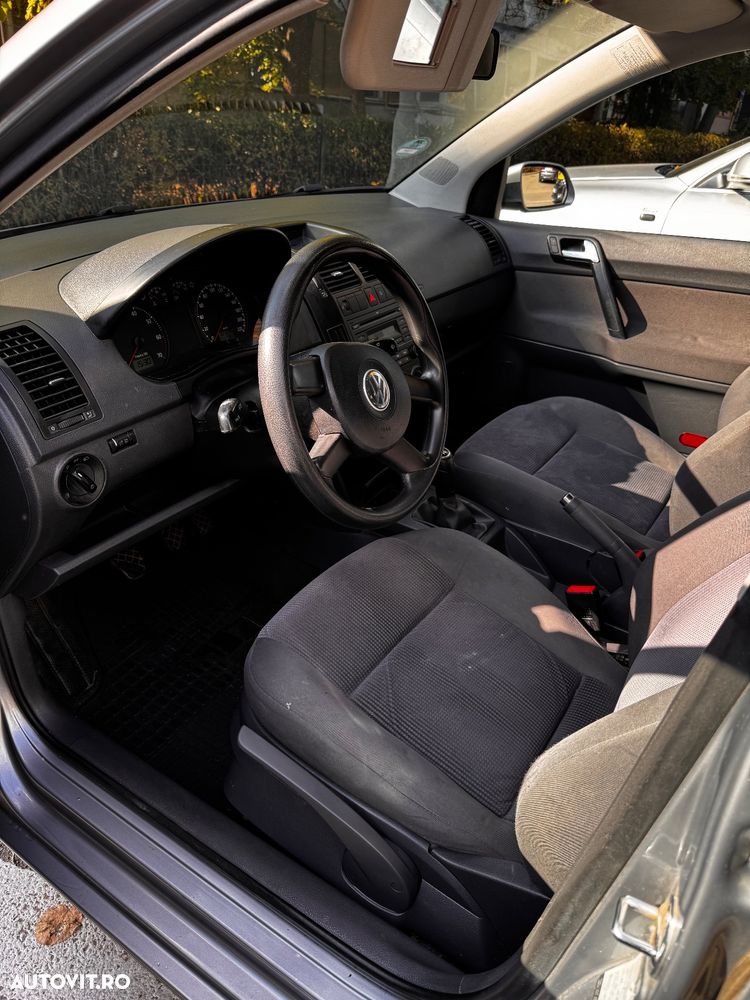 Volkswagen Polo - 8
