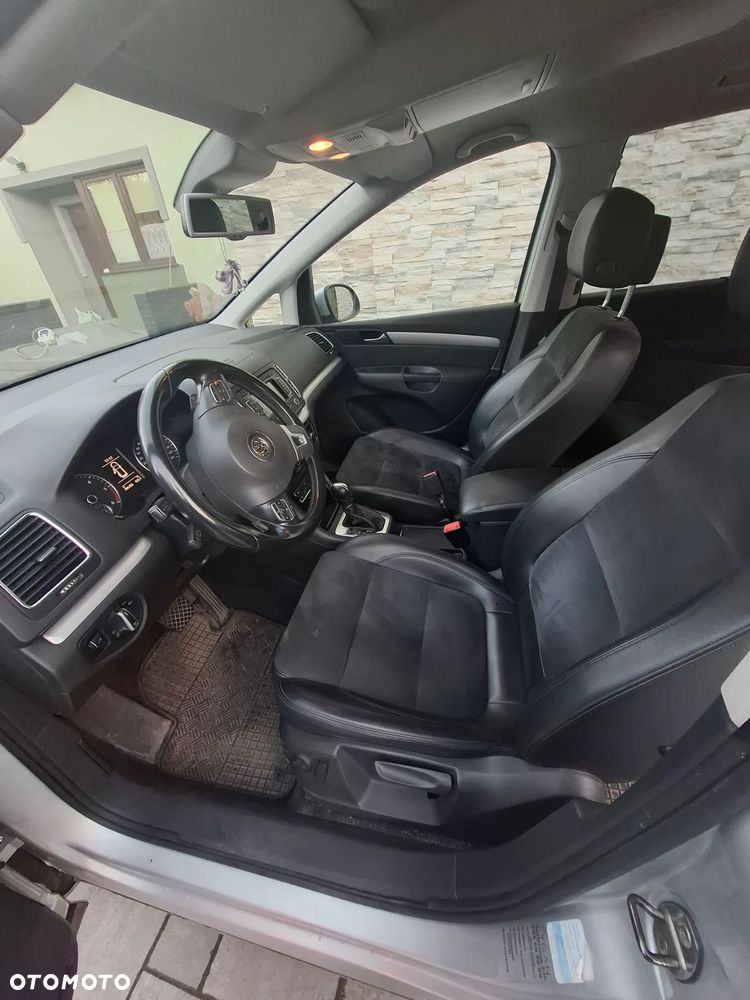 Volkswagen Sharan 2.0 TDI Trendline DSG - 6