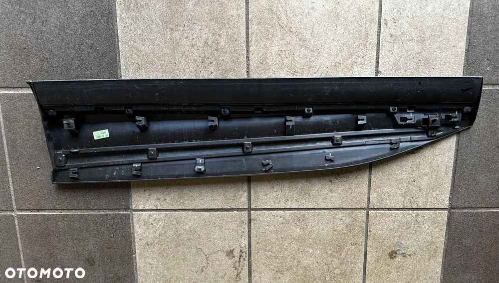 LISTWA DRZWI PRAWY PRZÓD 87722-R2100 - KIA SPORTAGE V 5 21- - 8