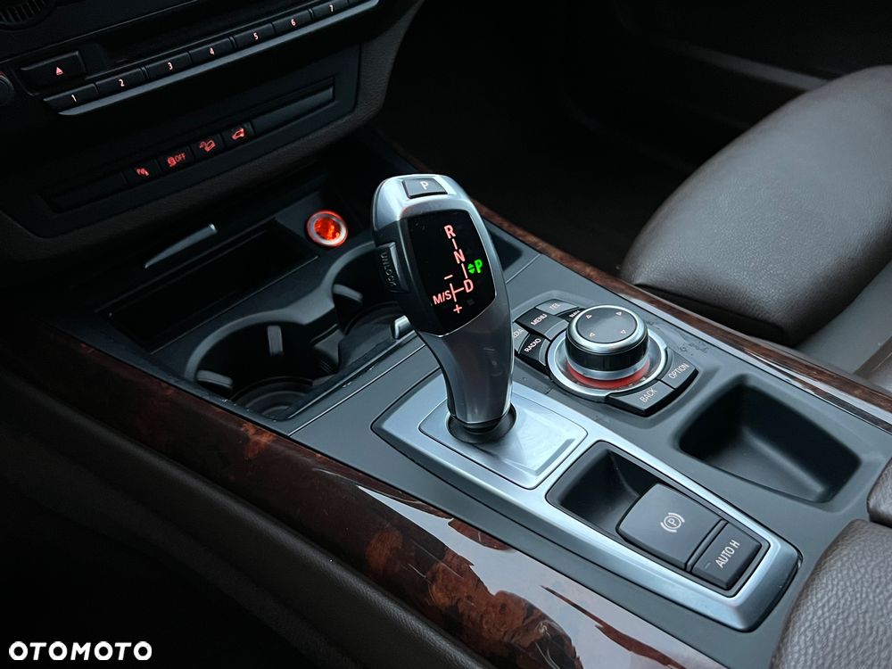 BMW X5 xDrive30d - 28