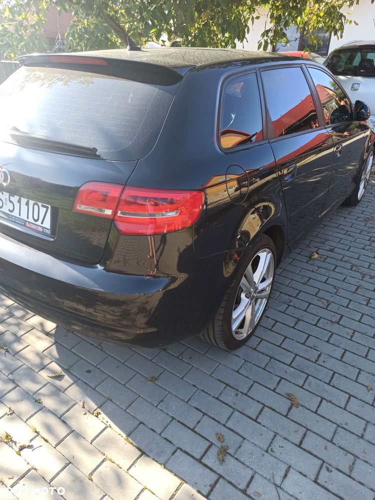 Audi A3 Sportback 2.0 TDI DPF quattro Ambition - 6
