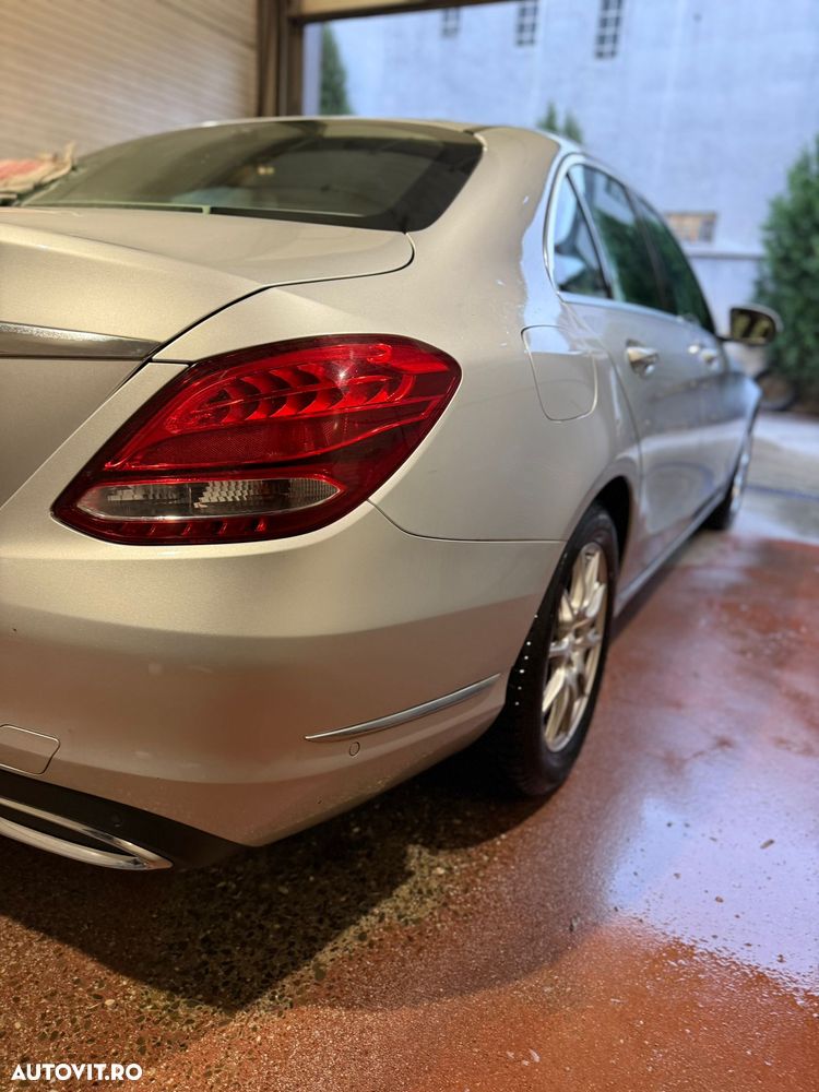 Mercedes-Benz C 180 - 4