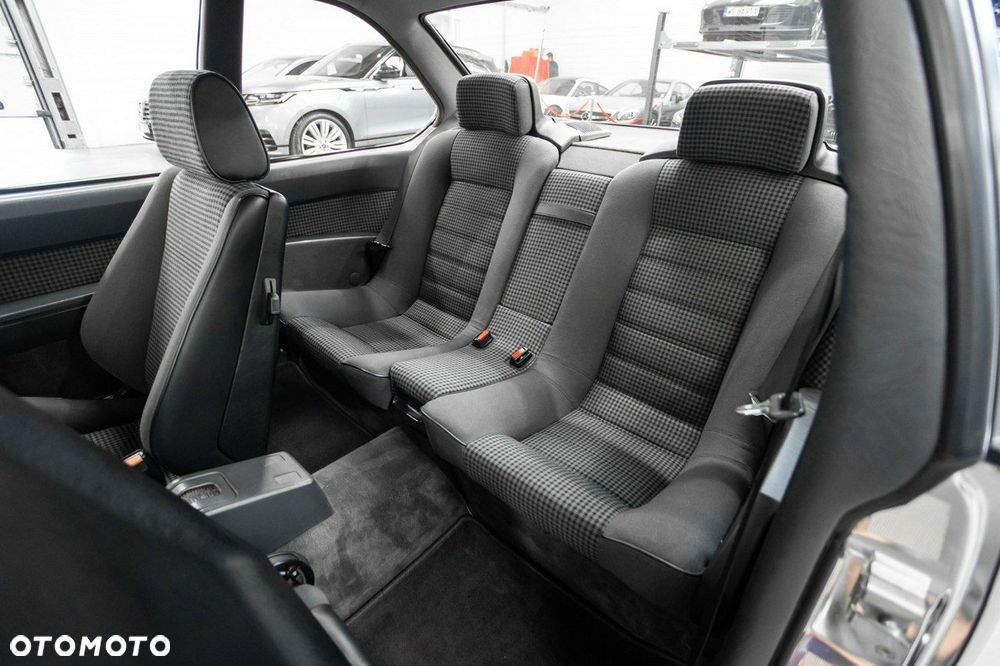 BMW Seria 6 - 34