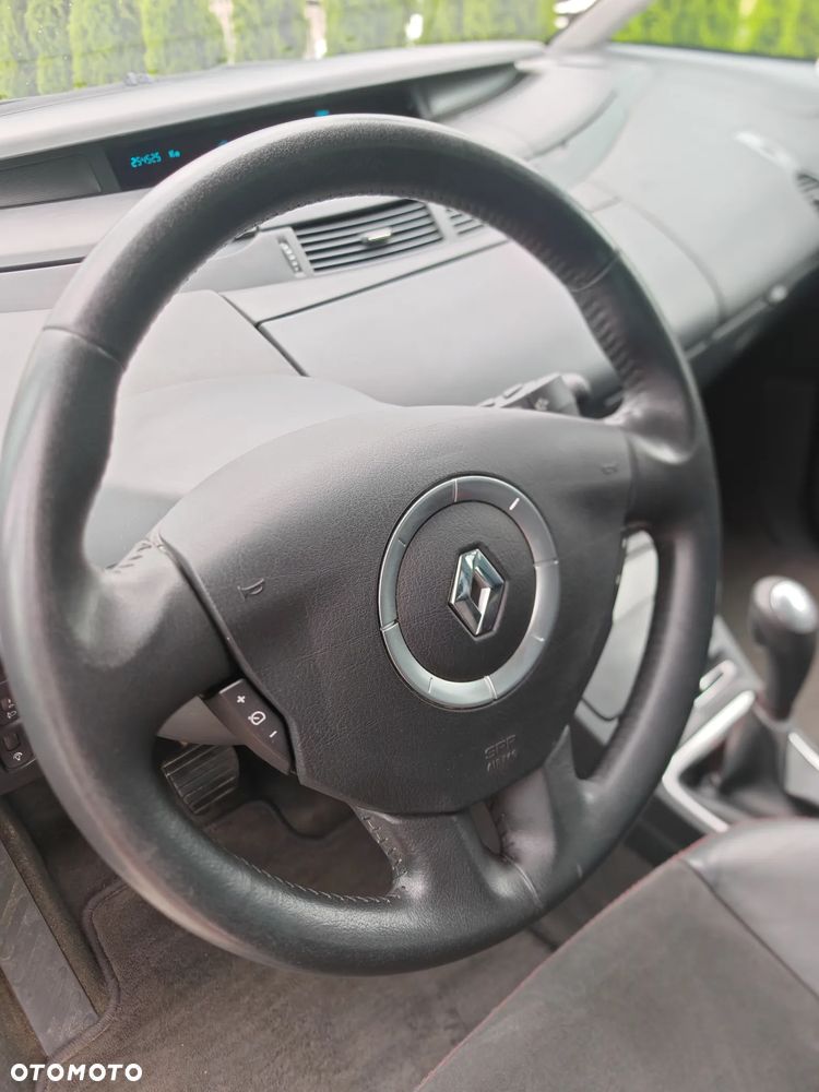 Renault Grand Espace 2.0 Dynamique - 11