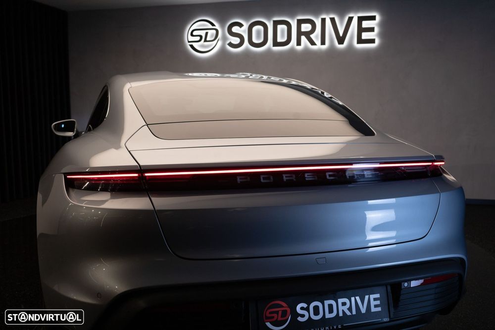 Porsche Taycan 4S Bateria Performance Plus - 26