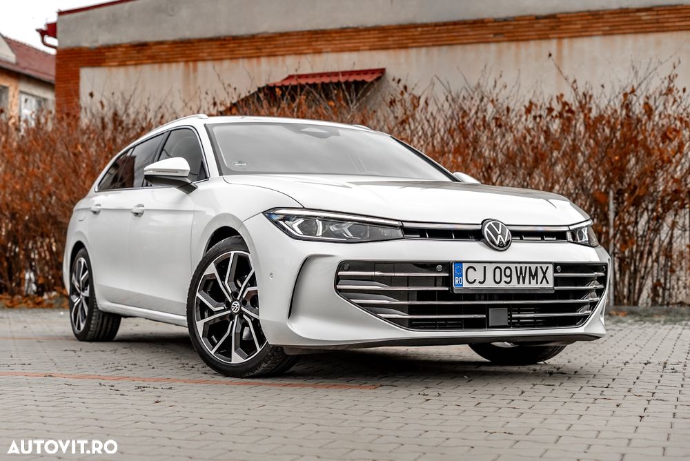 Volkswagen Passat Variant 2.0 TDI SCR DSG Elegance - 37