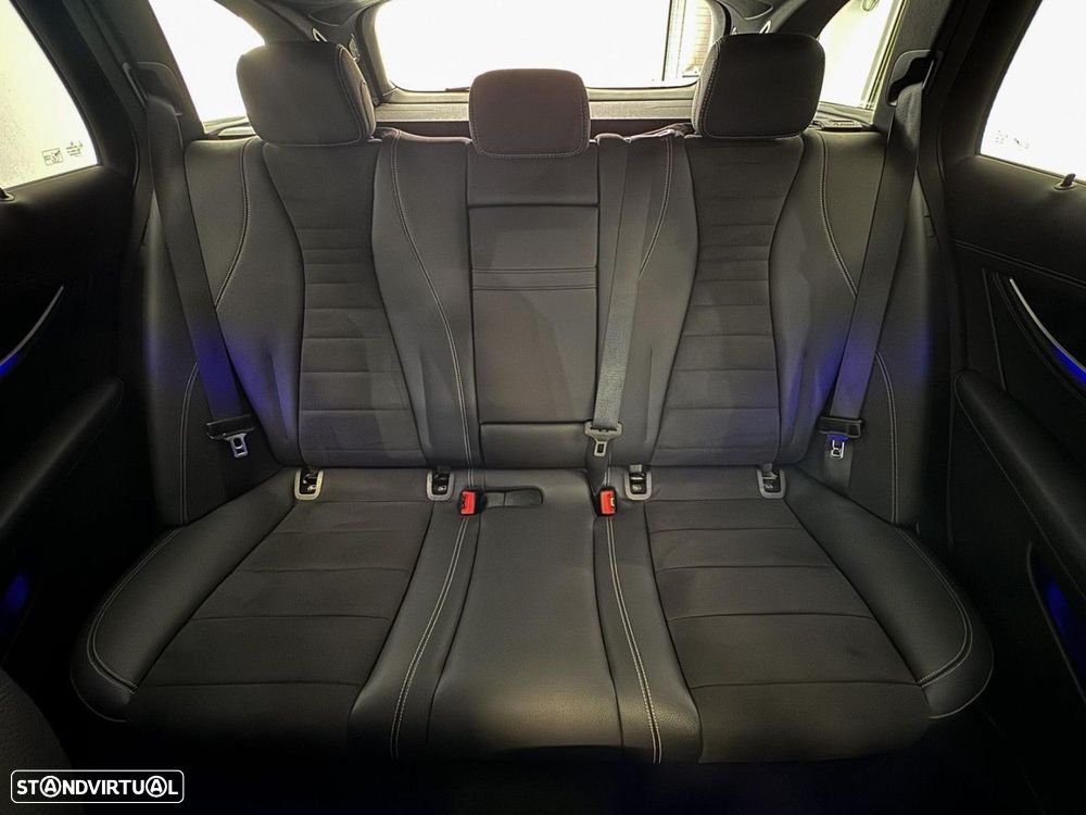 Mercedes-Benz E 300 de AMG Line 4Matic - 9