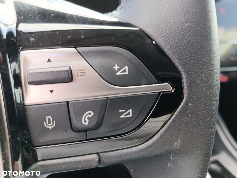 Peugeot 308 1.2 PureTech GPF Allure Pack S&S EAT8 - 17