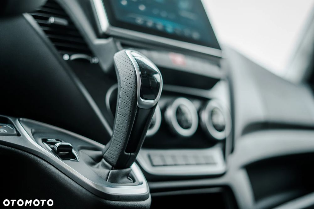 Iveco Daily 35S18HA8 V H2 Furgon Automat 3.0 od ręki - 26