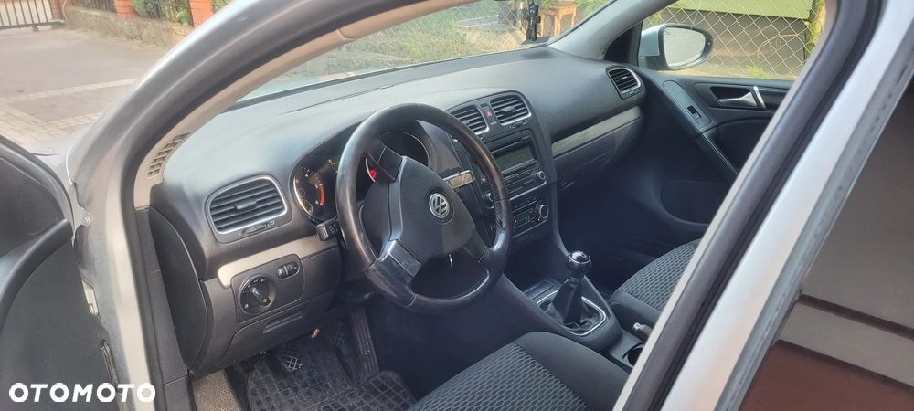 Volkswagen Golf 1.6 TDI DPF Comfortline - 4