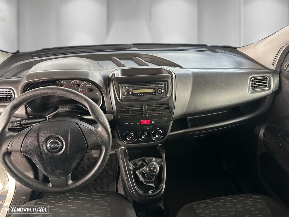 Opel Combo - 8