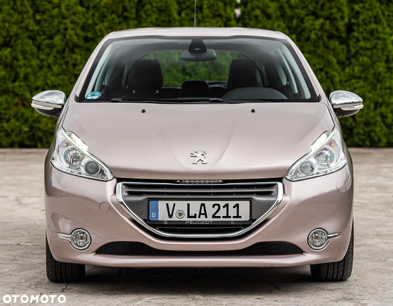 Peugeot 208 - 4