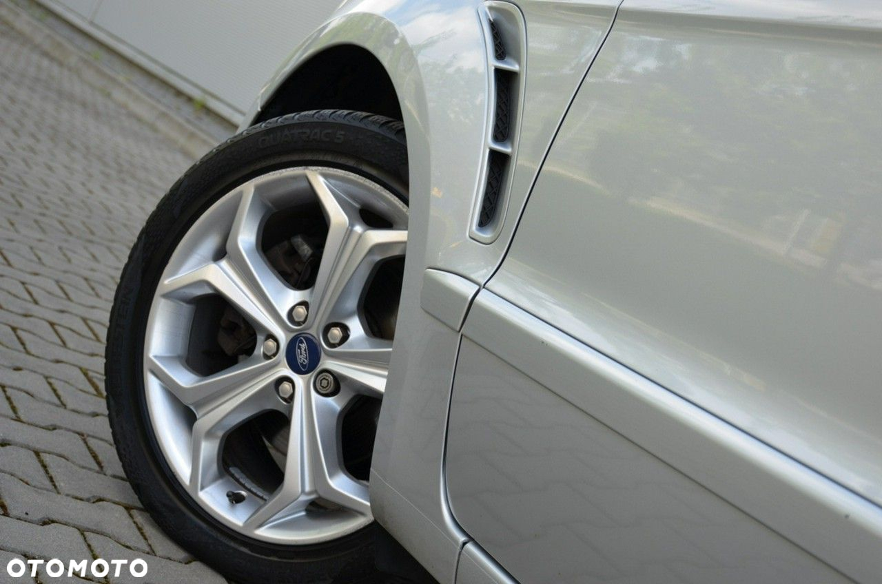 Ford S-Max - 8