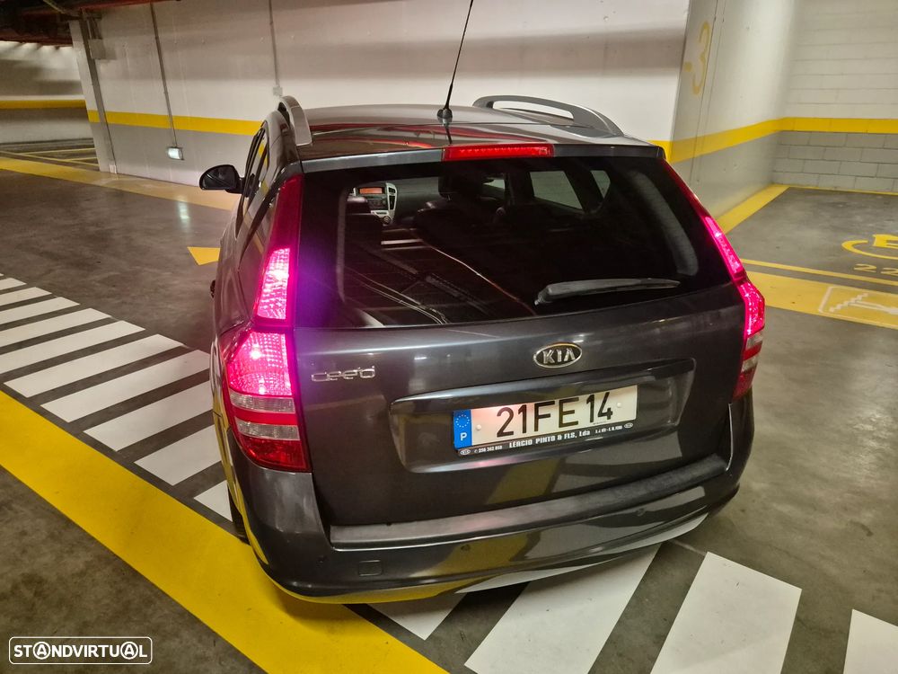 Kia Ceed SW 1.6 CRDi LX - 17