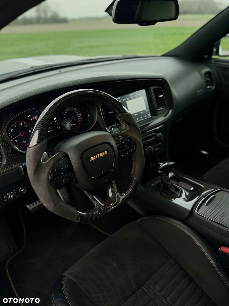 Dodge Charger Automatik SRT 392 - 8