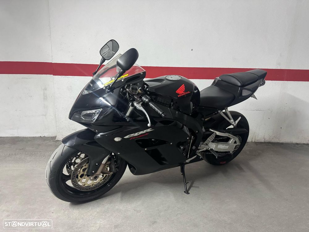 Honda CBR 1000 RR - 4