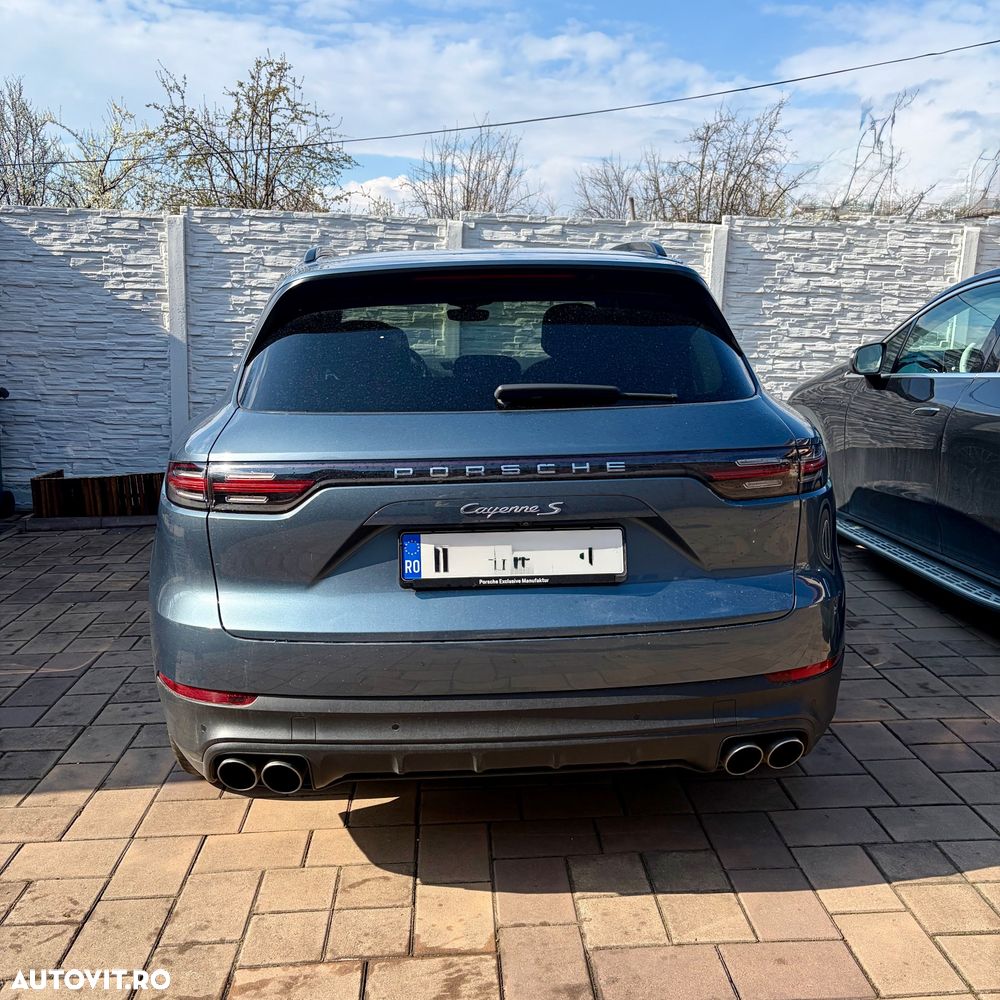 Porsche Cayenne S - 7