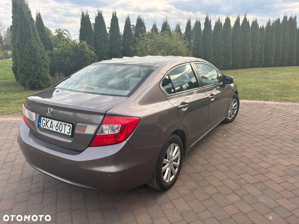 Honda Civic 1.8 Comfort - 4