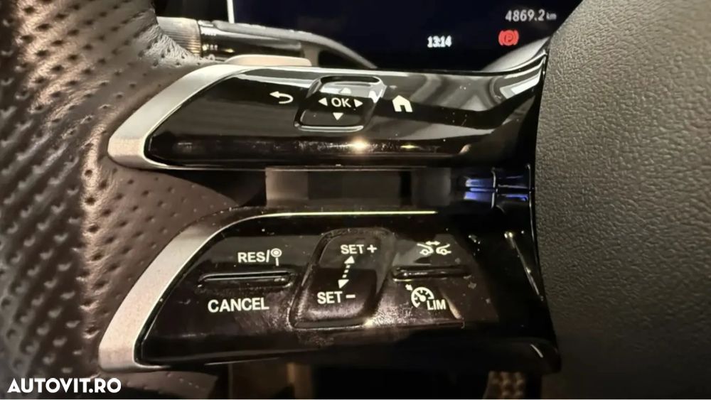 Mercedes-Benz C 300 e 9G-TRONIC AMG Line - 18