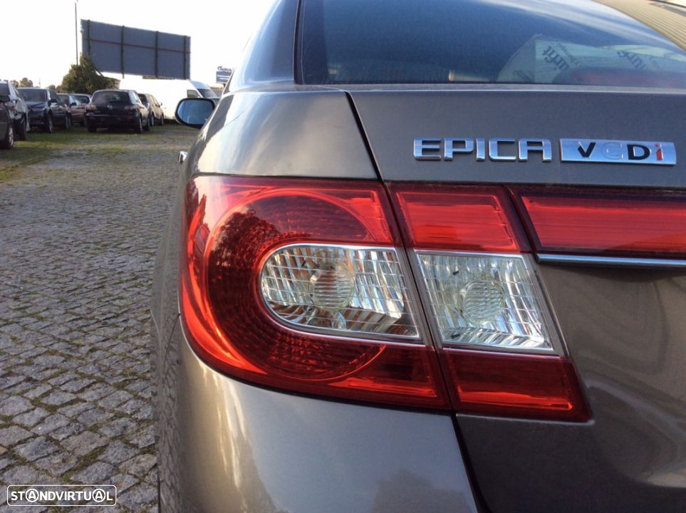 Farolim de stop esquerdo Chevrolet Épica - 1