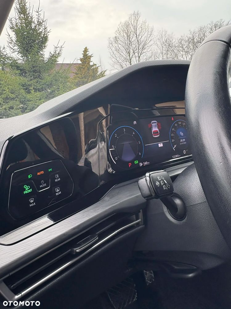 Volkswagen Golf - 16