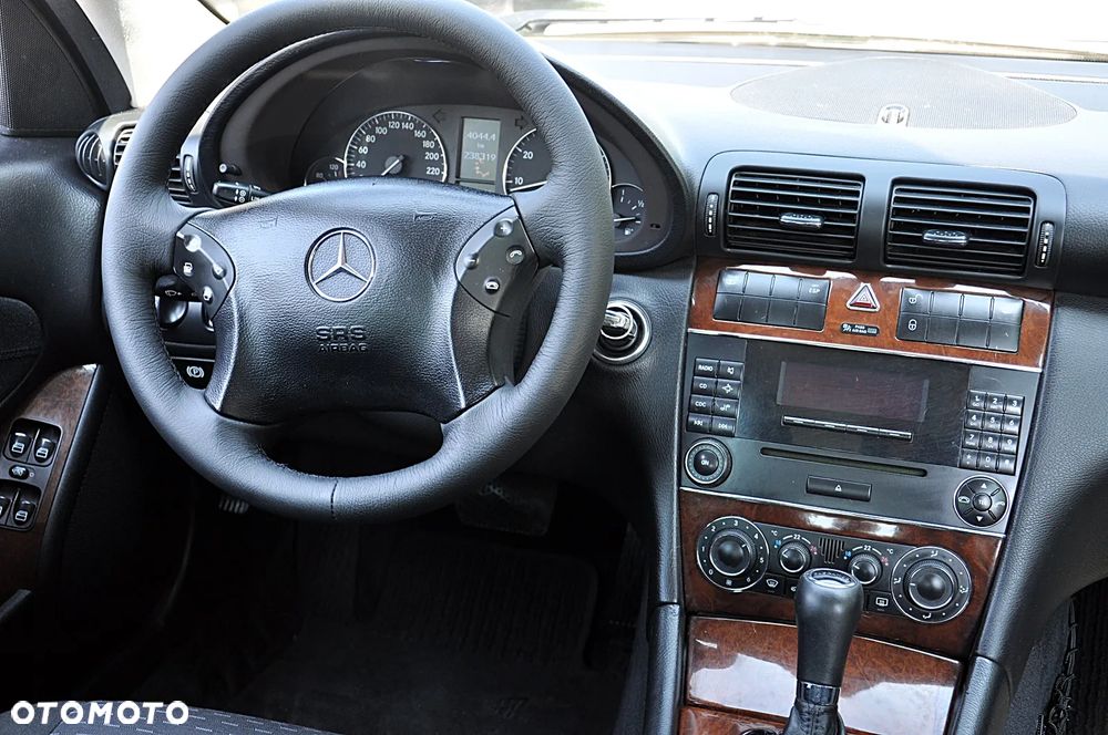 Mercedes-Benz Klasa C 200 Kompressor Automatik Elegance - 21