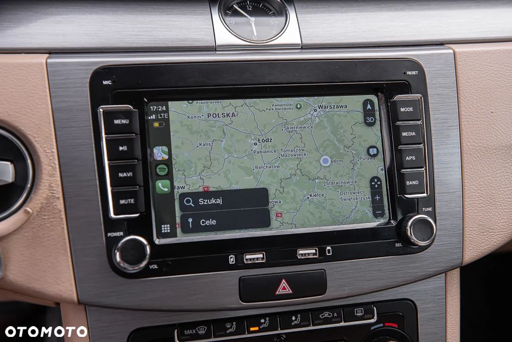 Volkswagen Passat 1.4 TSI DSG BlueMotion Technology Highline - 24