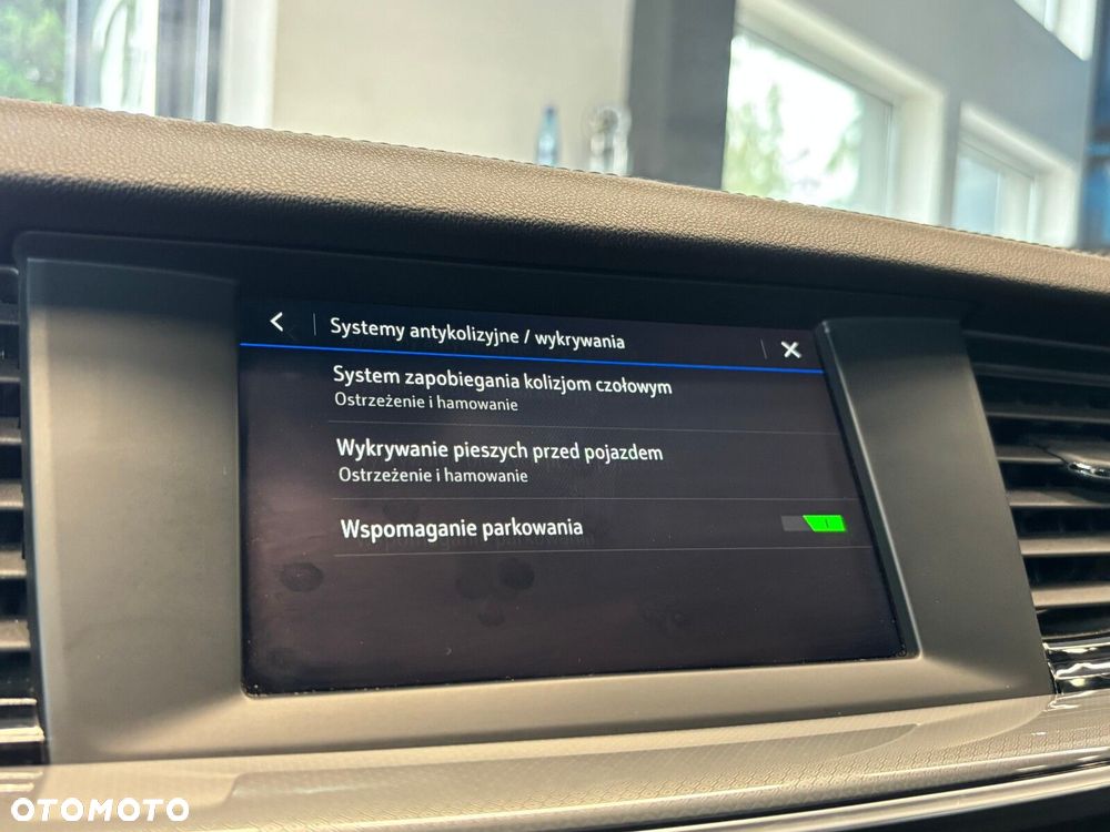Opel Insignia - 18