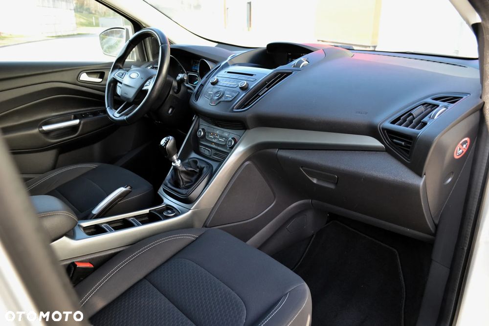 Ford Kuga 2.0 TDCi 4WD Trend - 10